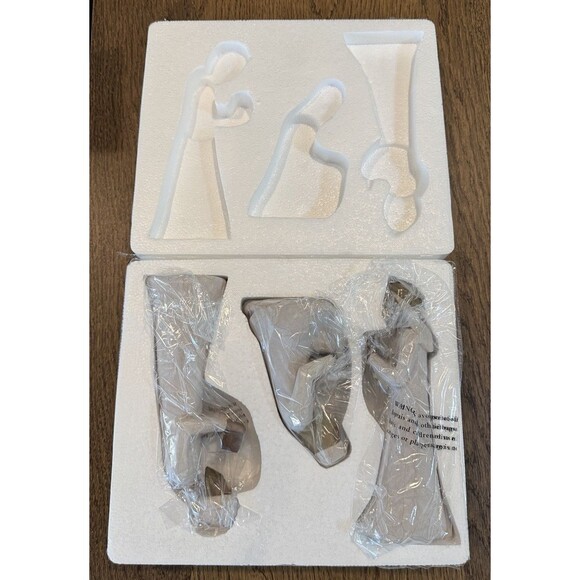 NEW Willow Tree The Three Wisemen Nativity Set 26027 Demdaco Susan Lordi 2000 - Picture 5 of 12